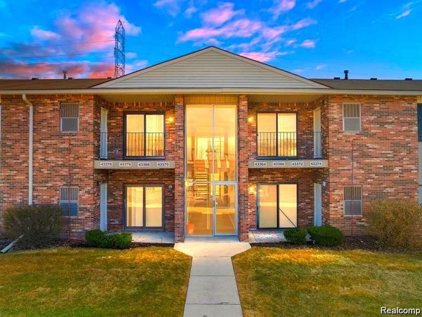 15155 Seagull Drive , Sterling Heights, Mi 48313