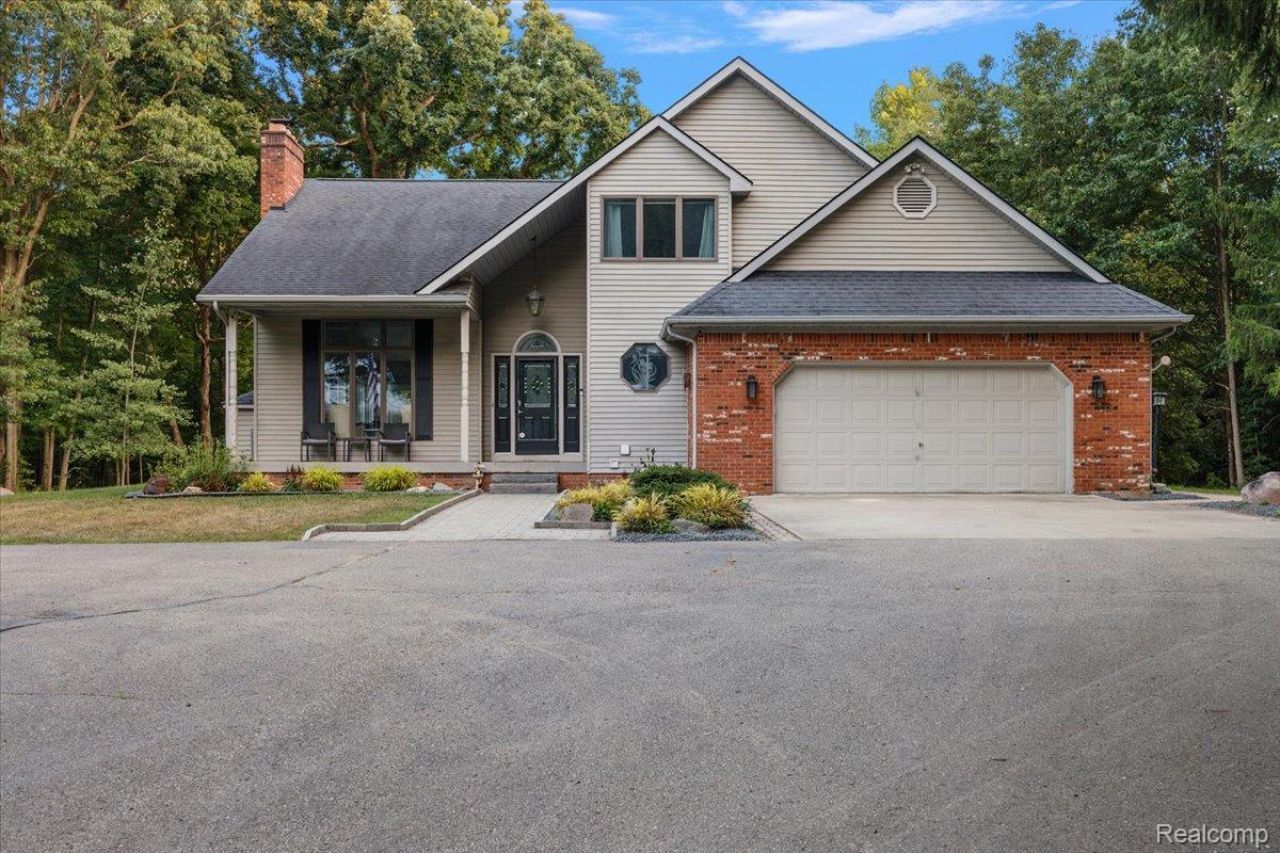 707 W Sutton Road, Metamora Township, Mi 48455 Main Photo