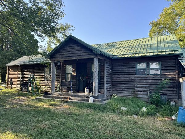 16534 State Highway 39 , Aurora, MO 65605