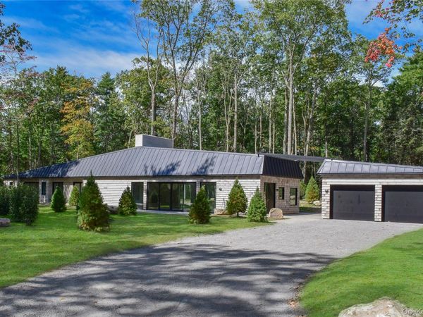 112 Mill Road, Stone Ridge, NY 12484