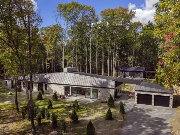 112 Mill Road, Stone Ridge, NY 12484