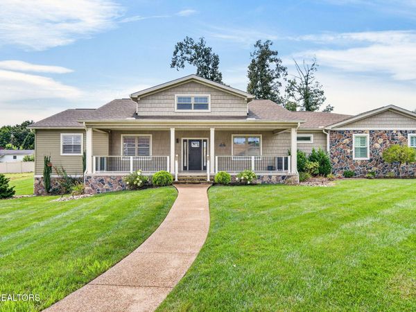 171 Red Oak Drive, Crossville, TN 38555