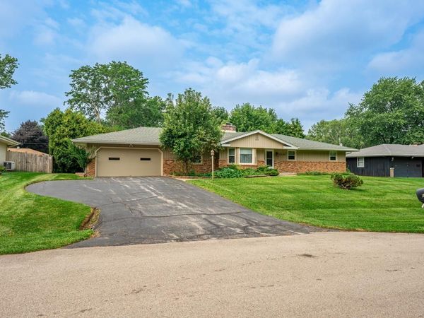 2759 WYNDAMERE WAY, ROCKFORD, IL 61109