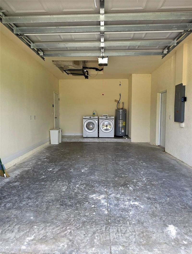 2325/2327 Daniel Avenue N, Lehigh Acres, FL 33971 Photo