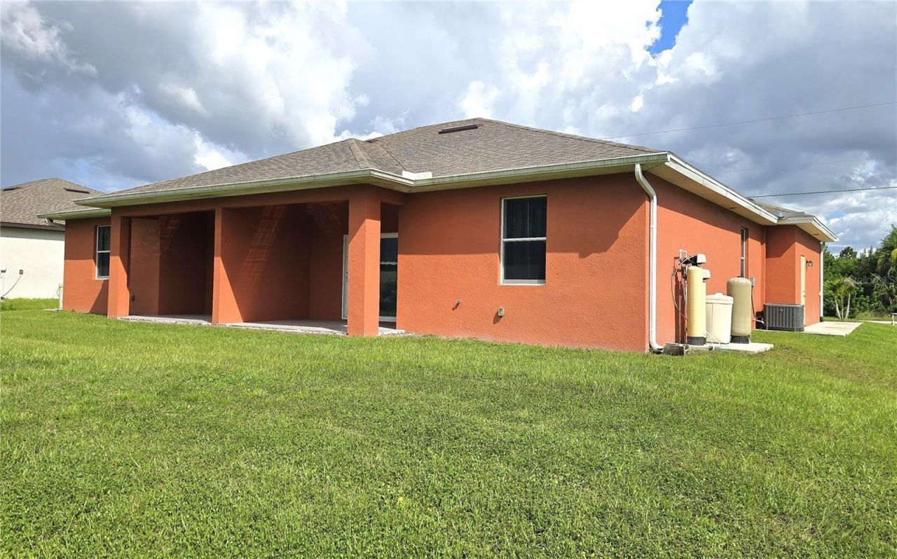 2325/2327 Daniel Avenue N, Lehigh Acres, FL 33971 Photo