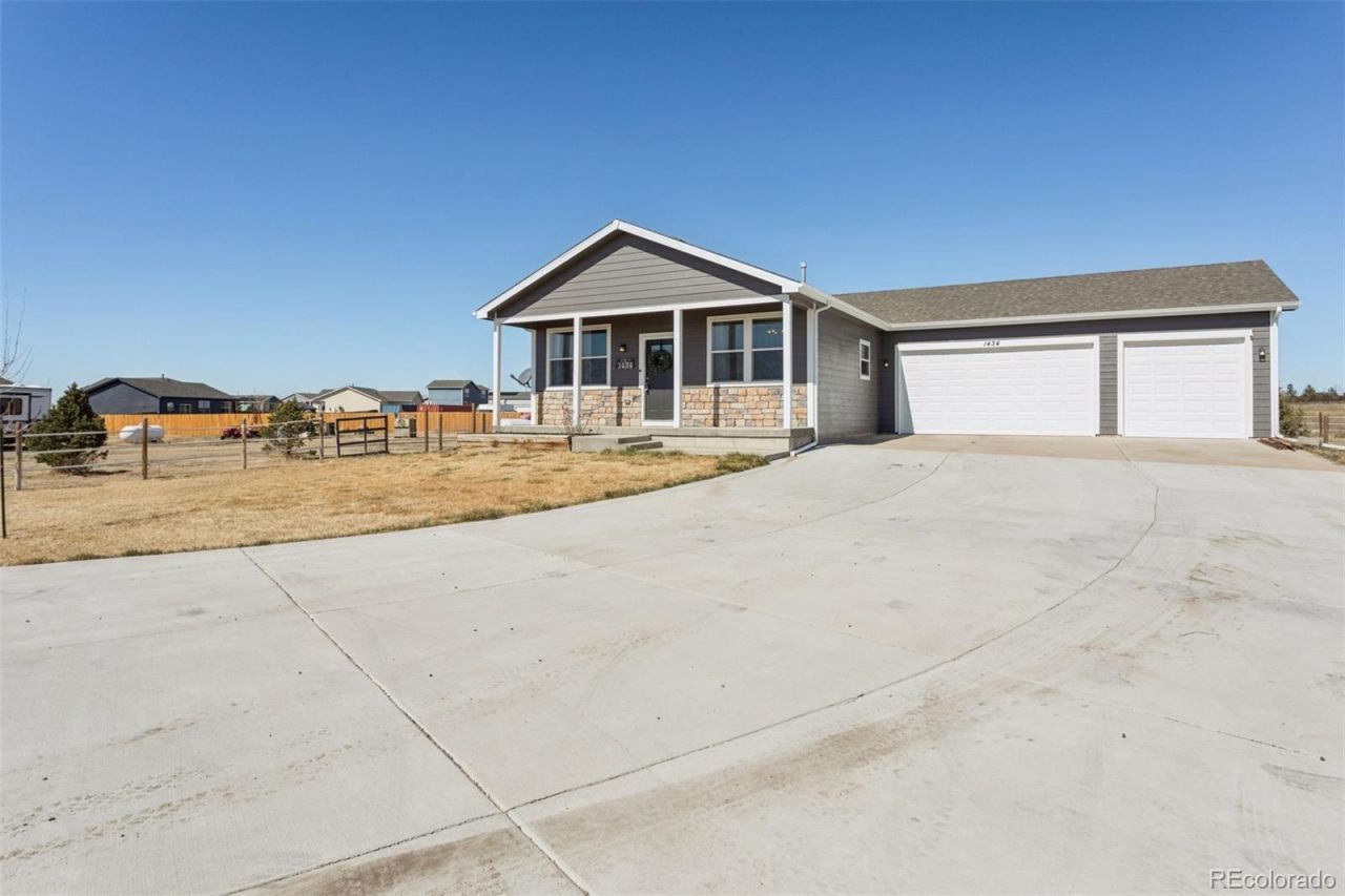 1434 4th Court, Deer Trail, CO 80105 Main Photo