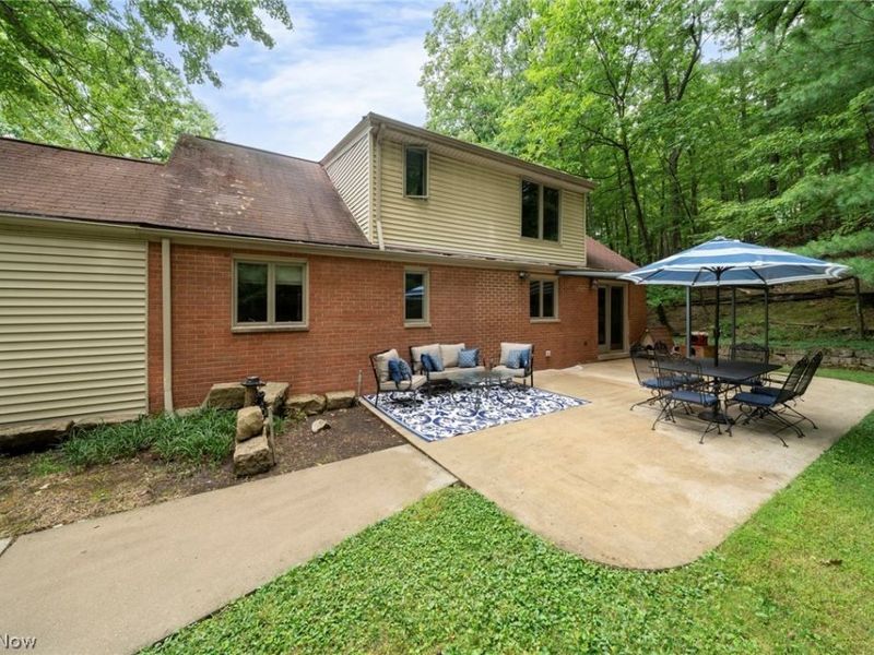 2675 W Ridgewood Drive, Parma, OH 44134 Photo 35
