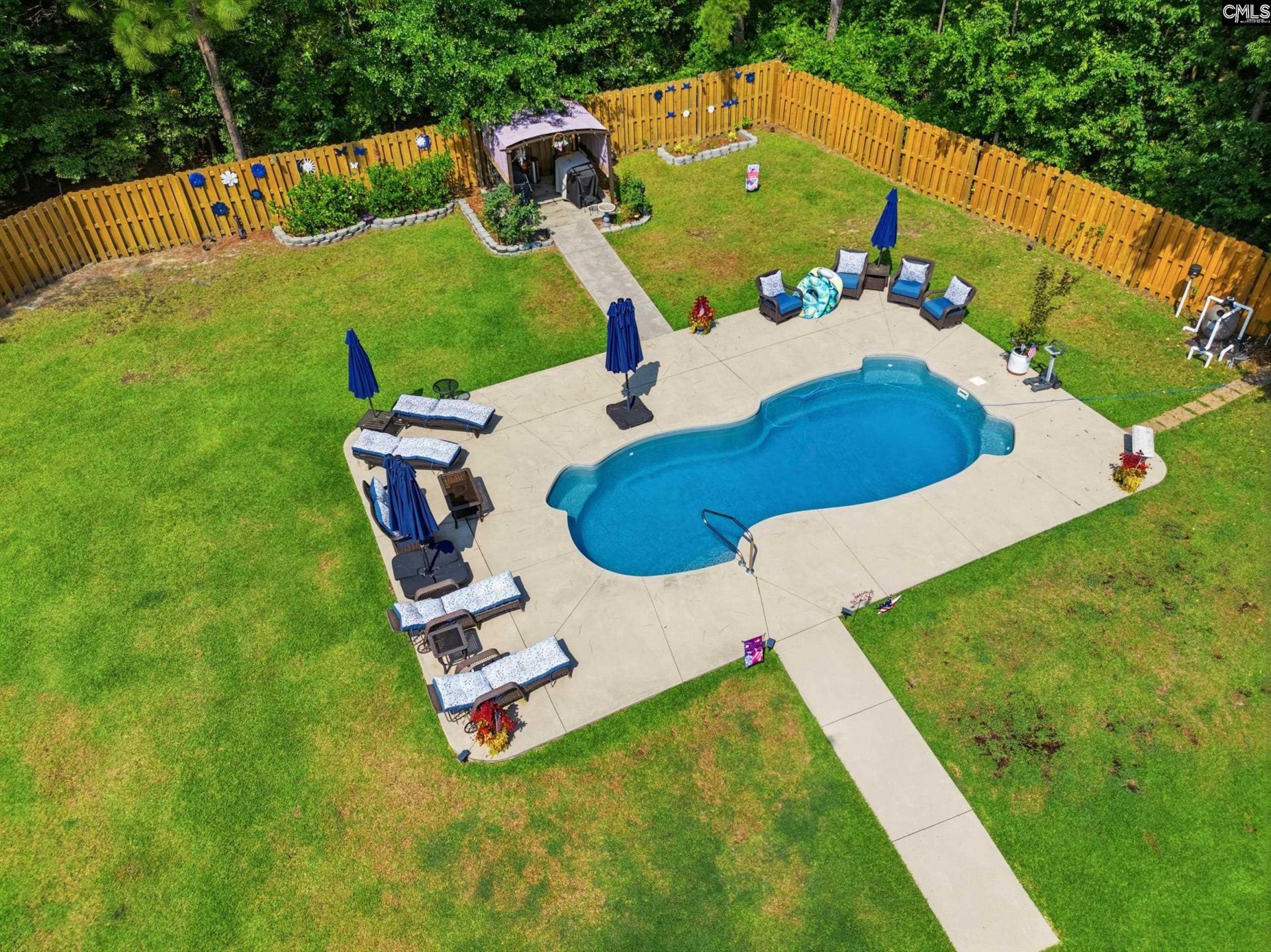 327 Copper Queen Court Photo 25