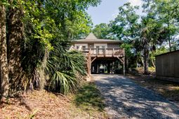 506 Jungle Road photo 4