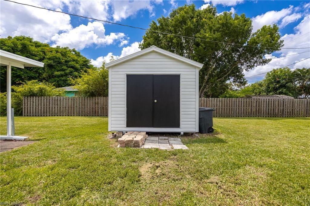 1201 Orange Ave , North Fort Myers, FL 33903 Photo