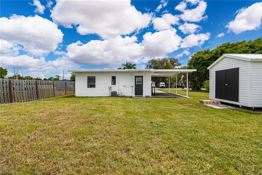 1201 Orange Ave , North Fort Myers, FL 33903 Photo