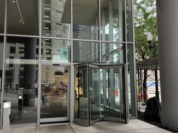 235 W Van Buren Street , Unit 1606, Chicago, IL 60607