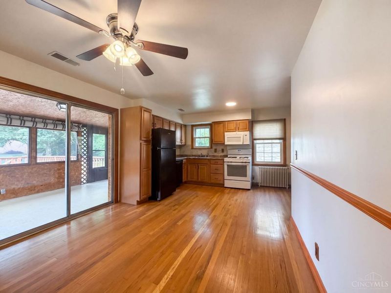 6971 Warder Drive, Cincinnati, OH 45224 Photo 4