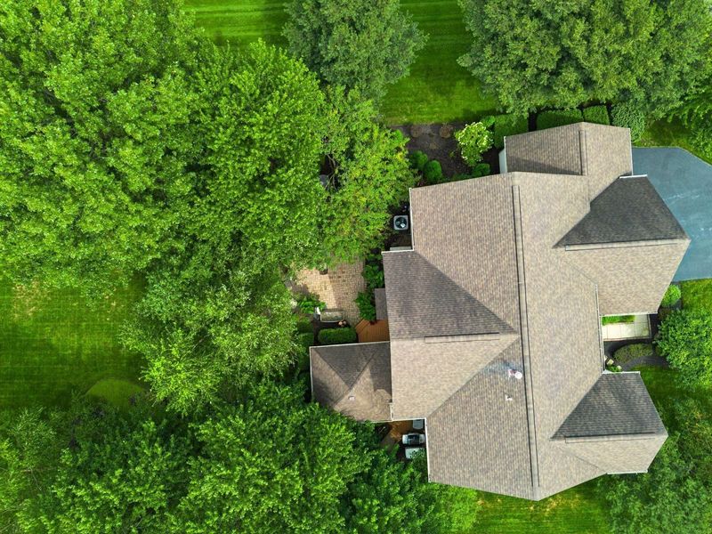 3564 Waterbury Lane, Powell, OH 43065 Photo 4