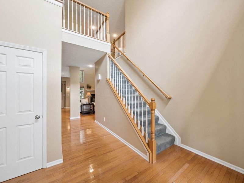 3564 Waterbury Lane, Powell, OH 43065 Photo 5