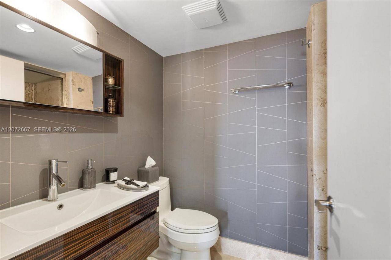 20225 NE 34th Ct, Unit 1119, Aventura, FL 33180 Photo