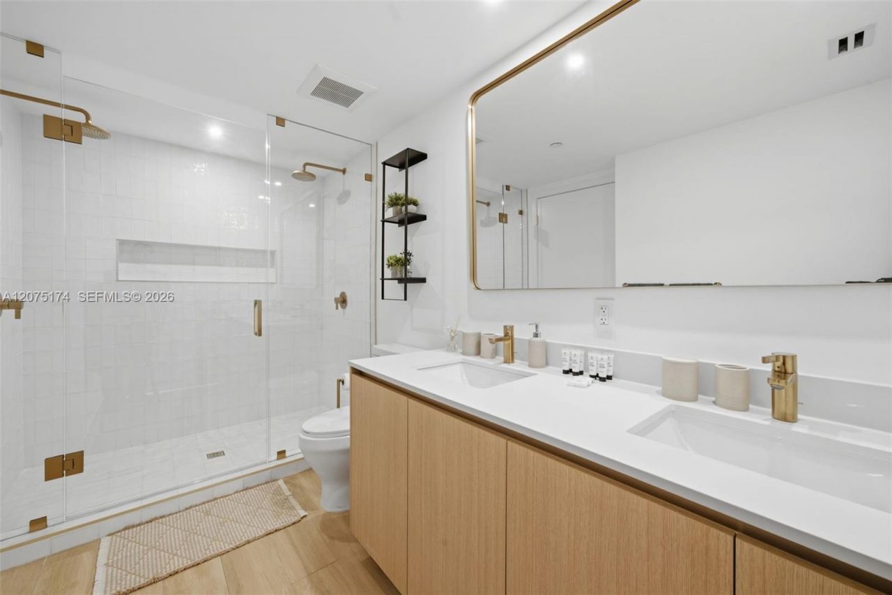 90 NE 32nd St , Unit 811, Miami, FL 33137 Photo