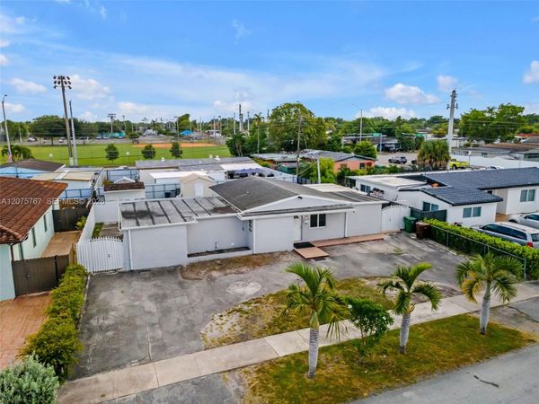 6049 W 14th Ct , Hialeah, FL 33012