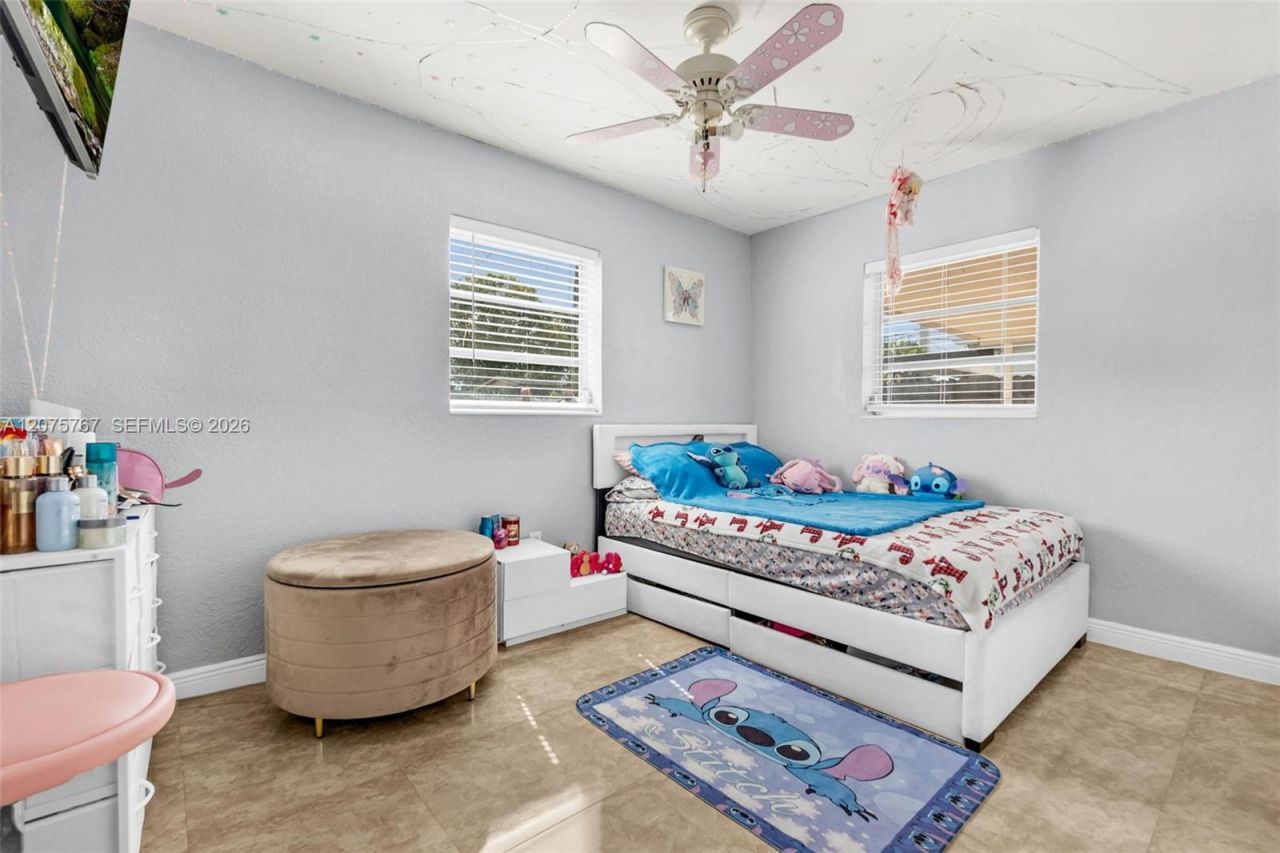 6049 W 14th Ct, Hialeah, FL 33012 Photo