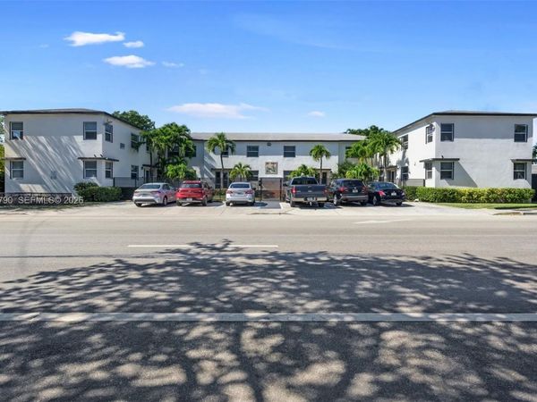 575 NE 82nd St, Unit 15, Miami, FL 33138