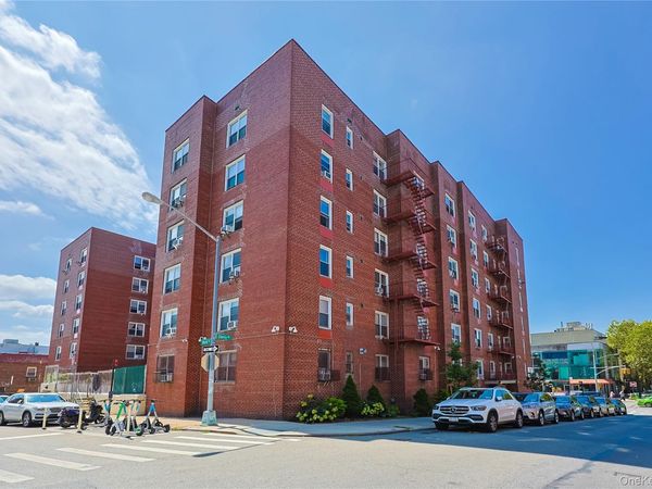 13604 Cherry Avenue , Unit 4E, Flushing, NY 11355