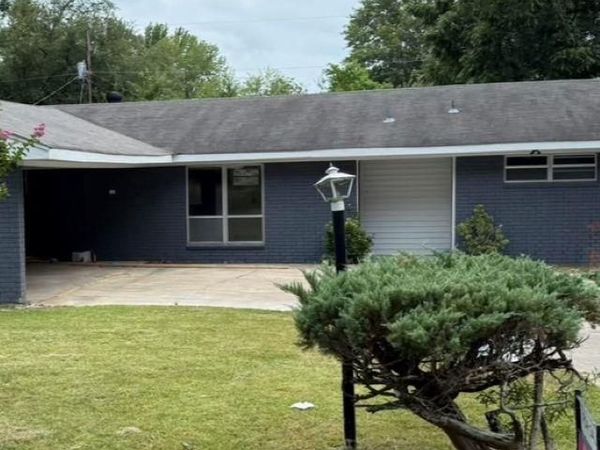 Pine Bluff, AR 71603