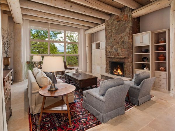 19 Black Mesa , Santa Fe, NM 87506