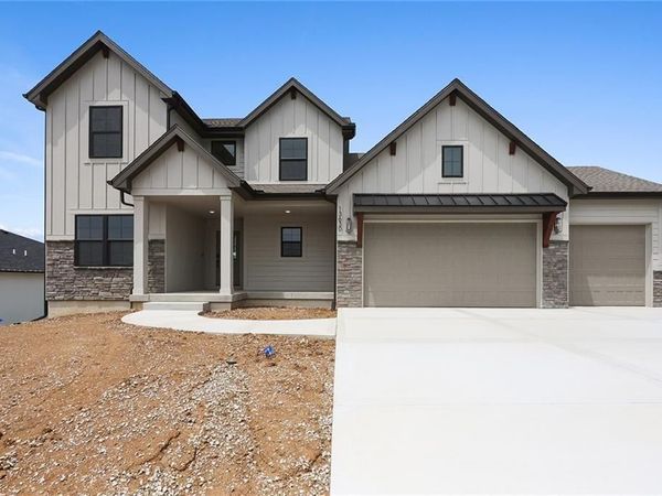 2363 Foxtail Drive, Kearney, MO 64060