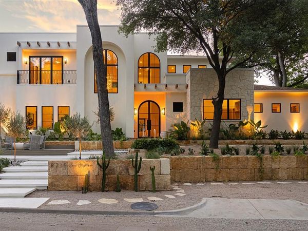 8215 San Cristobal Drive, Dallas, TX 75218