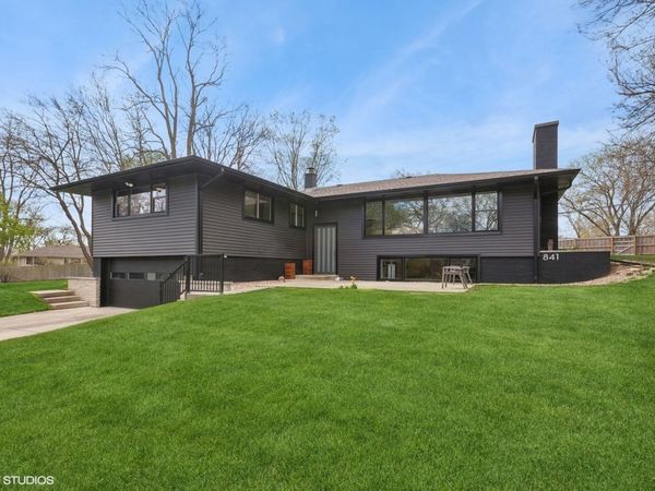 841 Hawthorne Drive , Naperville, IL 60540
