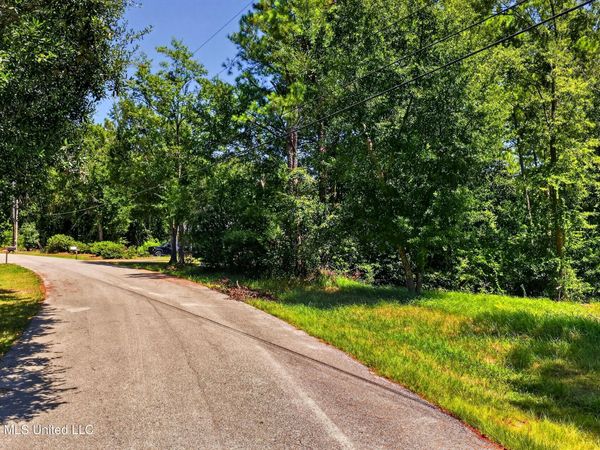 Bahama Drive, Gautier, MS 39553