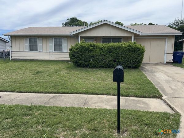 820 Michelle Drive, Copperas Cove, TX 76522