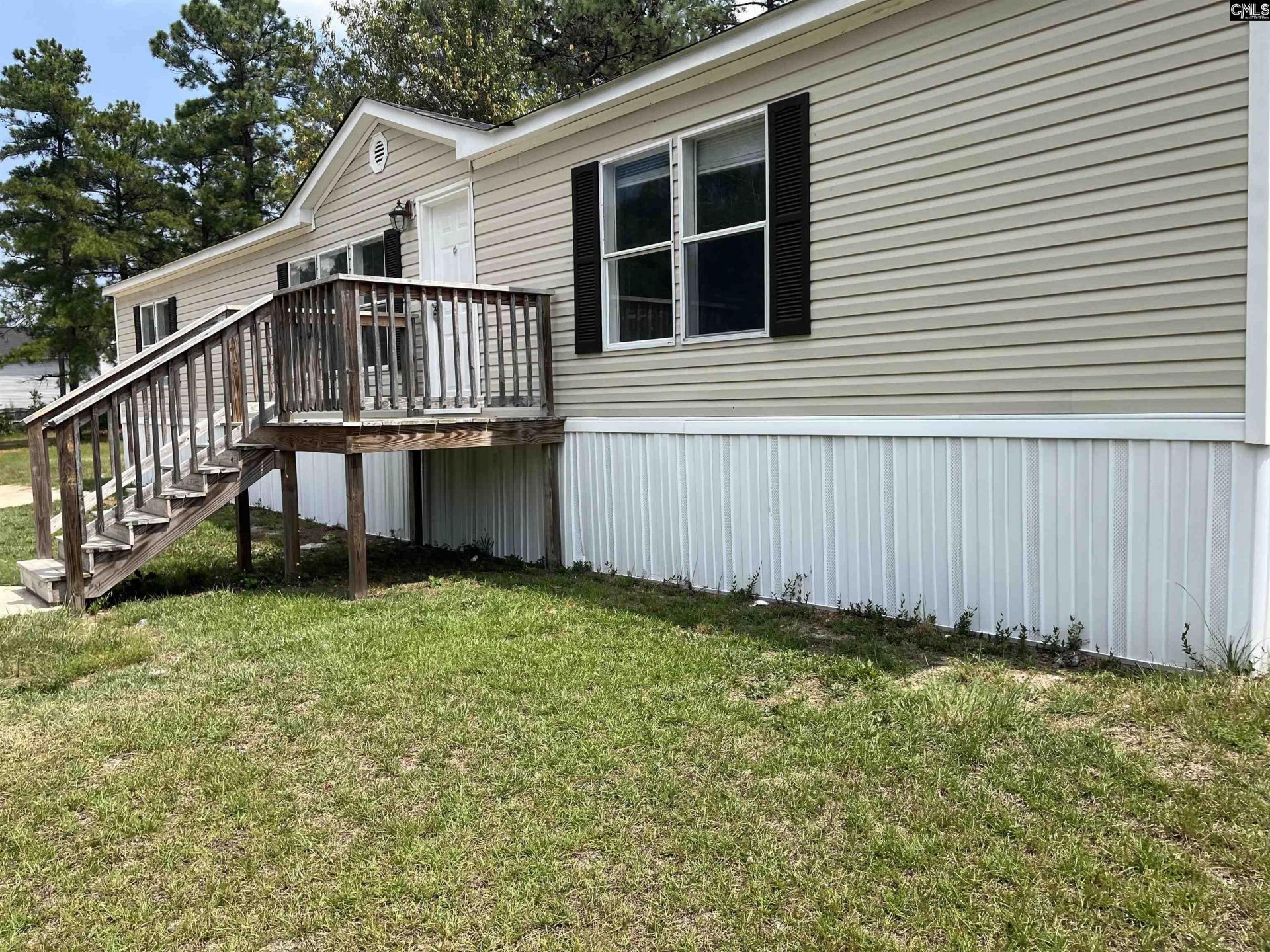 140 Castleville Courts Photo 17