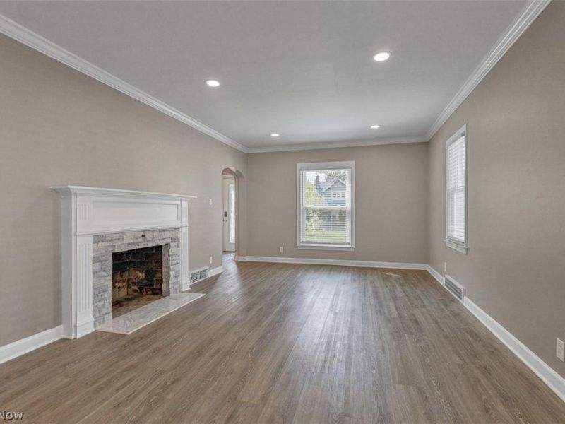 805 Greenwood Avenue, Akron, OH 44320 Photo 8