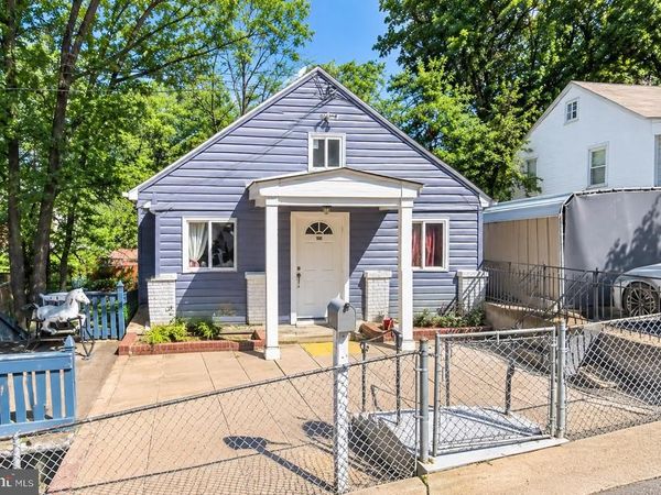 1113 CLOVIS AVENUE, CAPITOL HEIGHTS, MD 20743