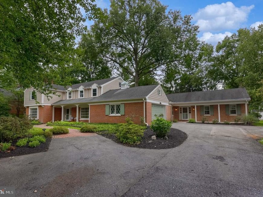 1428 Center Road, Lancaster, PA 17603 Main Photo