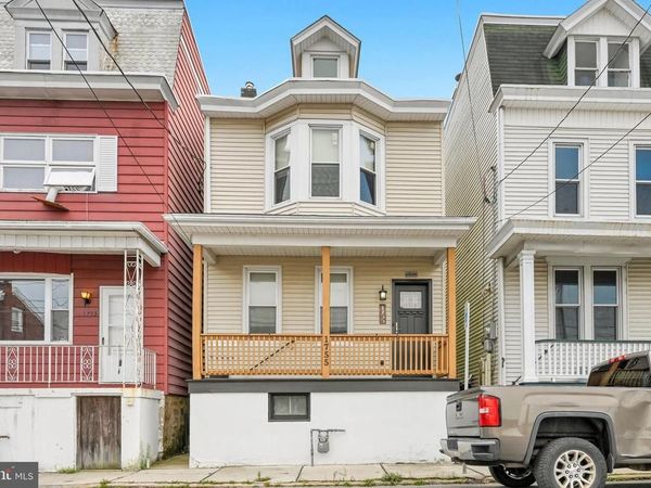 1755 W NORWEGIAN STREET, POTTSVILLE, PA 17901