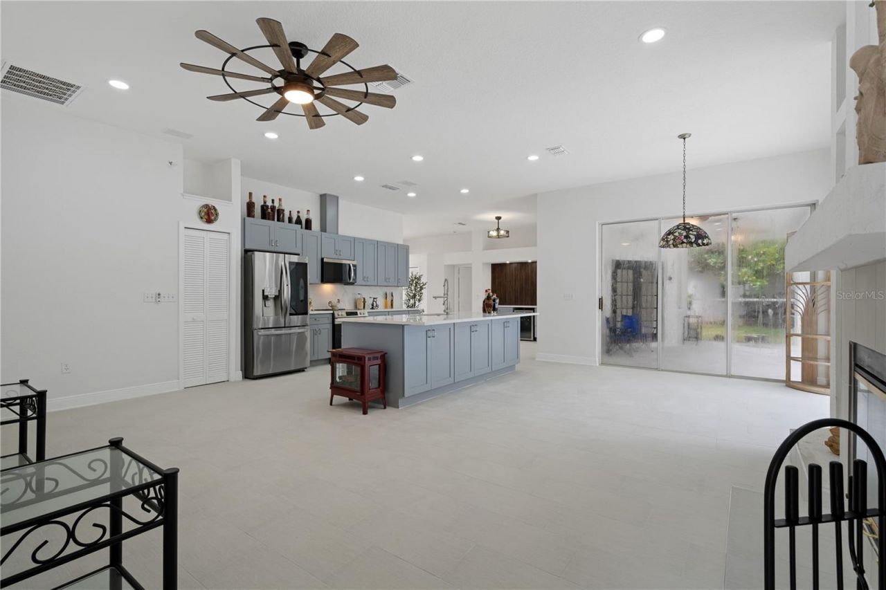 3239 Glenwood Circle , Holiday, FL 34691 Photo