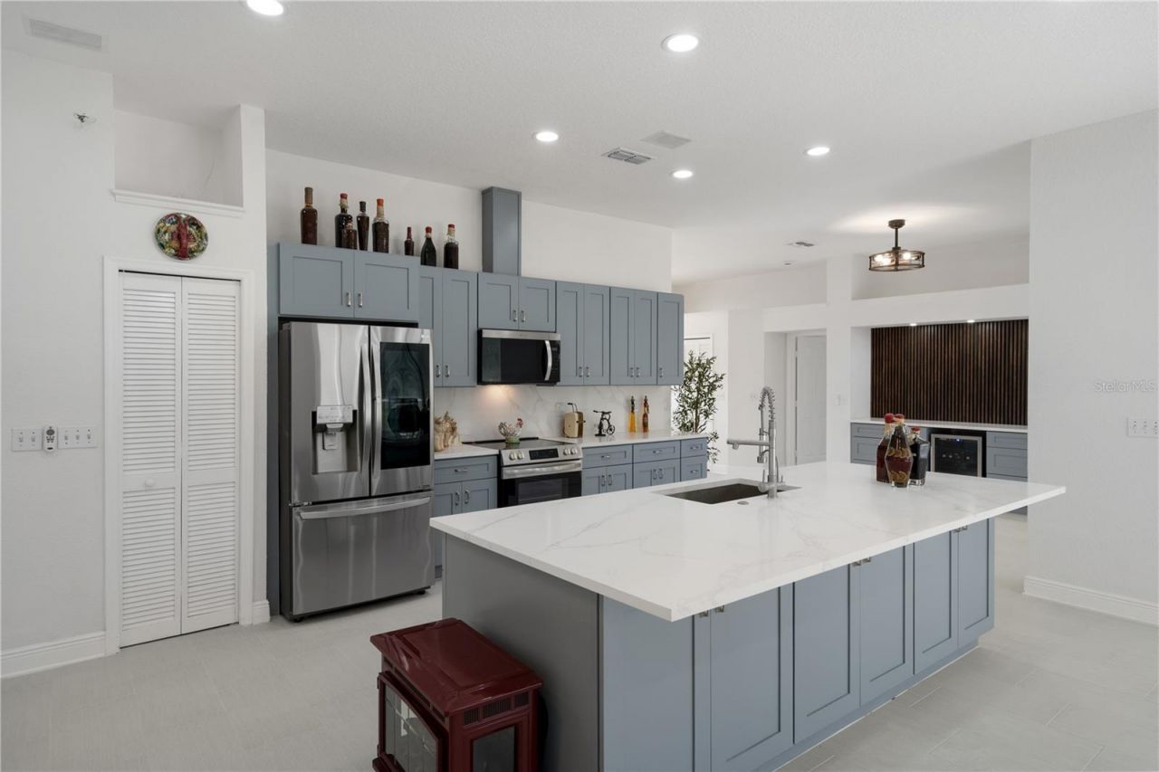 3239 Glenwood Circle , Holiday, FL 34691 Photo