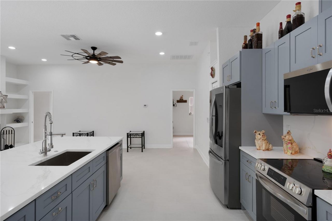 3239 Glenwood Circle , Holiday, FL 34691 Photo
