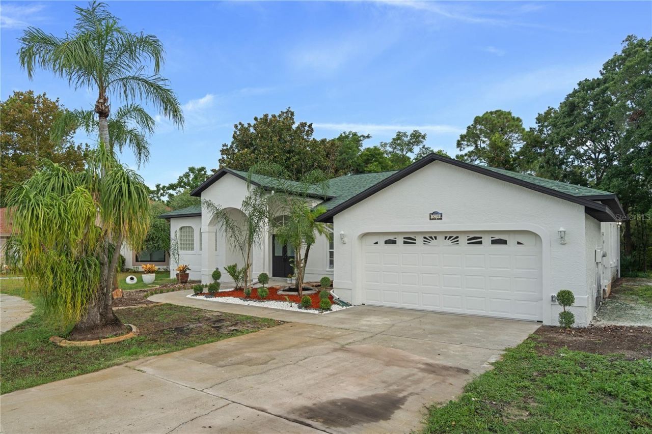 3239 Glenwood Circle , Holiday, FL 34691 Photo