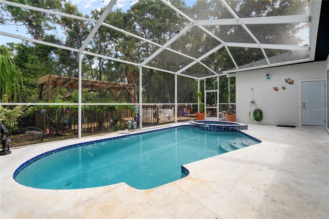 3239 Glenwood Circle , Holiday, FL 34691 Photo