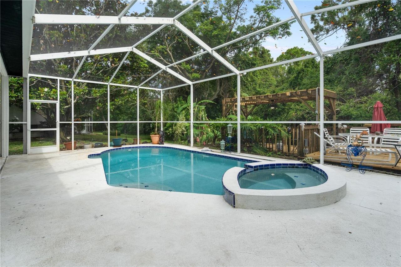 3239 Glenwood Circle , Holiday, FL 34691 Photo
