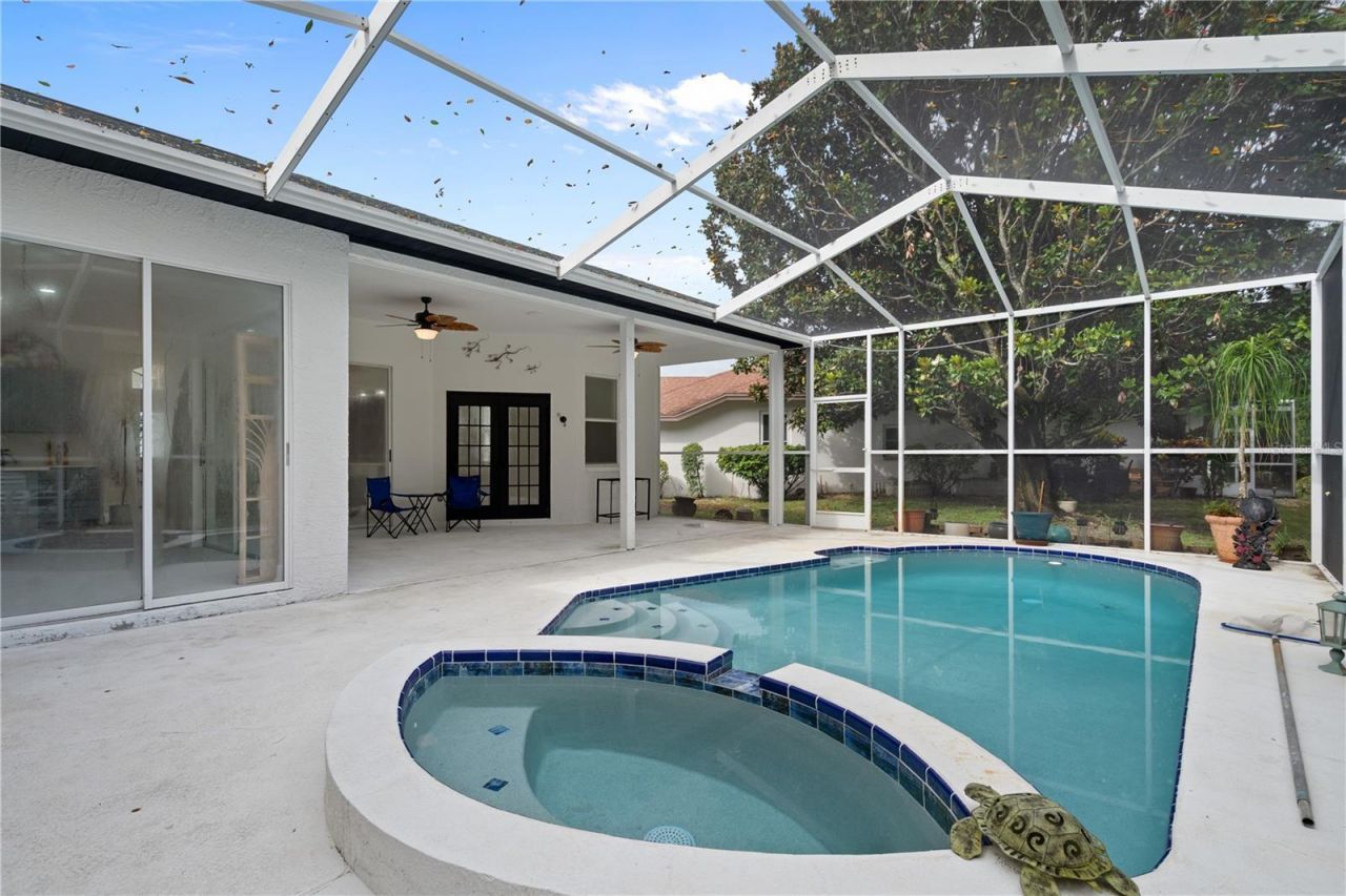 3239 Glenwood Circle , Holiday, FL 34691 Photo