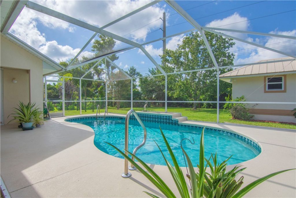 488 Arbor Street, Sebastian, FL 32958 Photo
