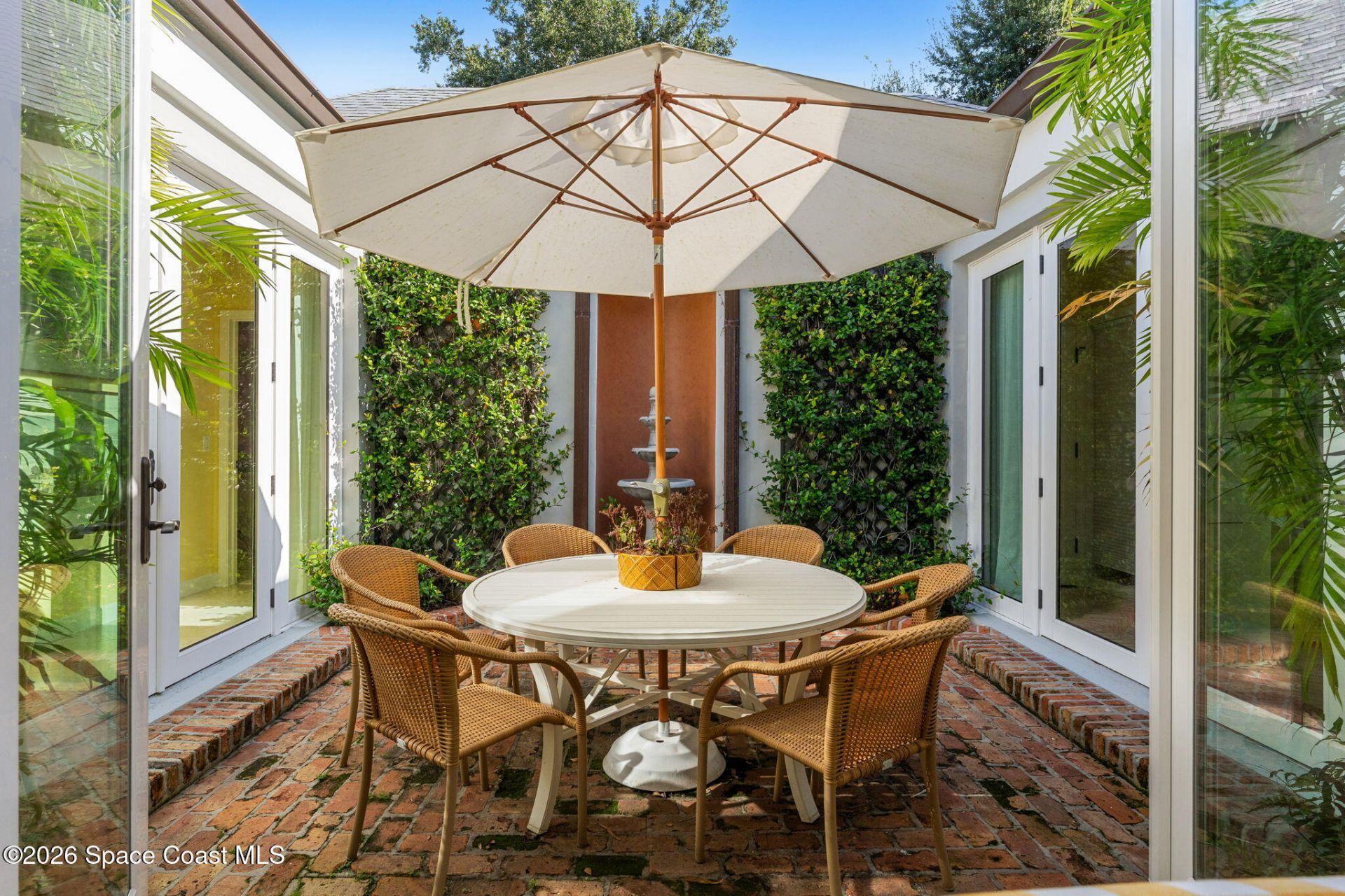 625 Riomar Drive , Vero Beach, FL 32963 Photo