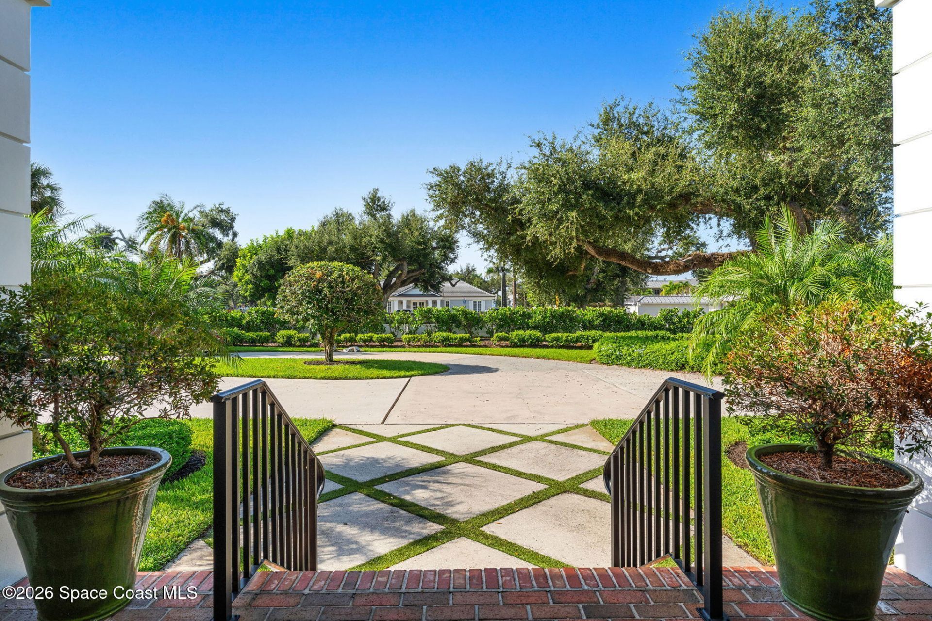 625 Riomar Drive , Vero Beach, FL 32963 Photo
