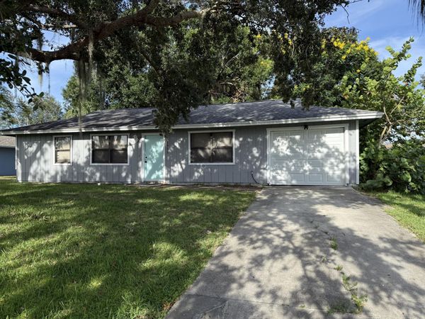 1931 SW Beekman Street, Port St. Lucie, FL 34953