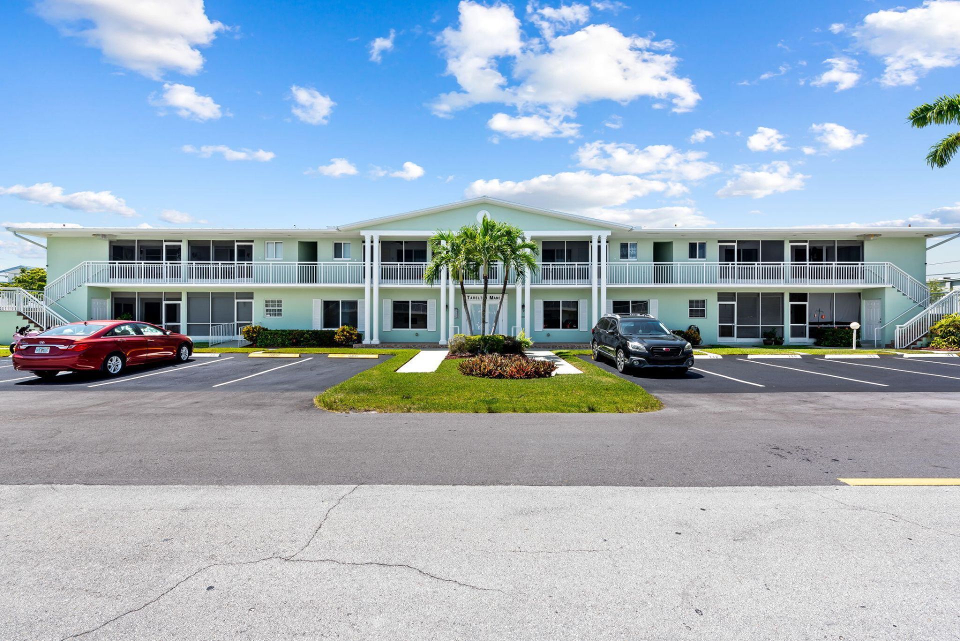 2100 NE 38th Street, Unit 205, Lighthouse Point, FL 33064 Photo