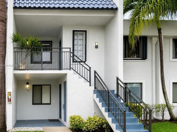 16511 Blatt Blvd , Unit 103, Weston, FL 33326